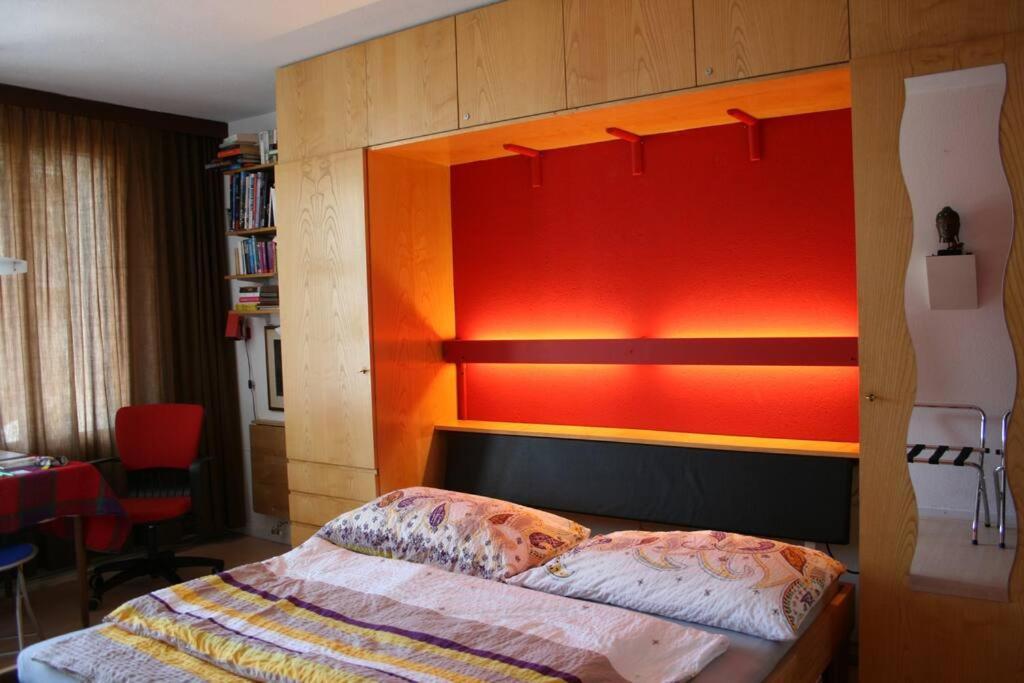 Microappartment With Bath And Cozy Balcony Apartment Davos